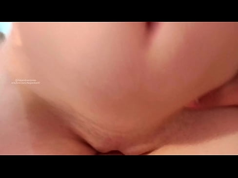 ❤️ අක්කගෙ කාමරේ නිදාගෙන එහෙමයි මට ඇහැරුනේ ️❌ Porno අප වෙත  ❤